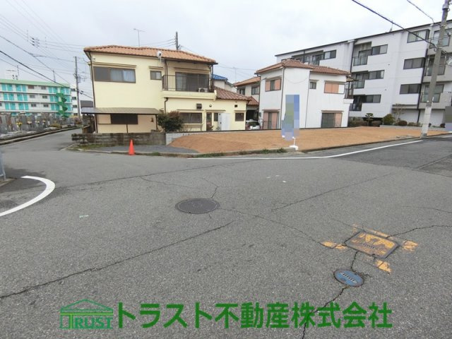 明石市魚住町西岡　土地の前面道路含む現地写真