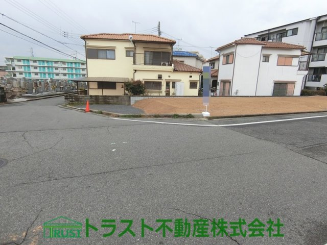 明石市魚住町西岡　土地の前面道路含む現地写真