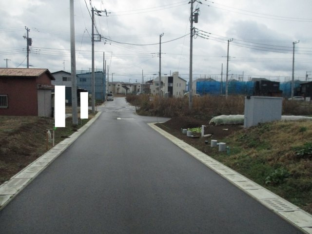 八千代市緑が丘西７丁目　土地　人気の「はぐみの杜」内　建築条件なしの前面道路含む現地写真|前面道路含む現地写真です　北西側約６．０ｍ公道