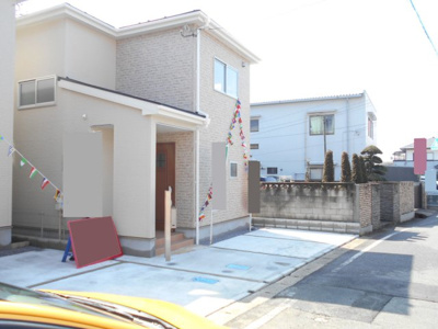 【外観】 | 岩槻区　仲町　全3棟　1号棟　35坪 | 外観もきれいです。価格変更しております。