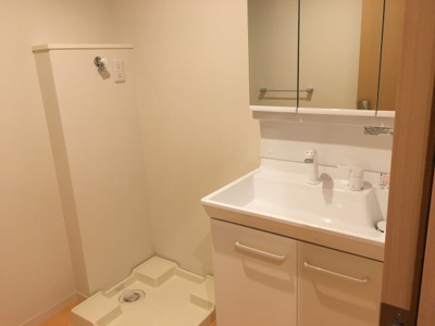 【洗面所】 | ポルトボヌール千里山 | シャンプードレッサー★