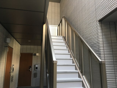 【その他共用部分】 | ポルトボヌール千里山 | 共用階段★