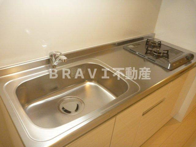 リブリ・おおさか鴫野　BRAVI不動産のキッチン|【リブリ・おおさか鴫野】コンパクトなキッチンで掃除もラクラク