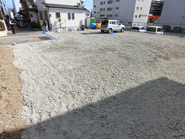 明石市和坂稲荷町　土地の前面道路含む現地写真|道路との高低差は少ないです