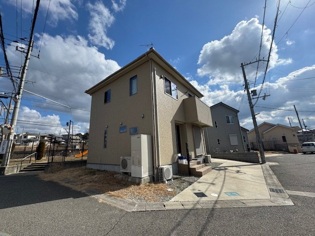 伏山貸家の外観