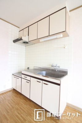 【キッチン】 | 日之出丸太荘 | 同型タイプ