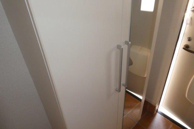 チェリーフレグランスの内装|シューズボックス