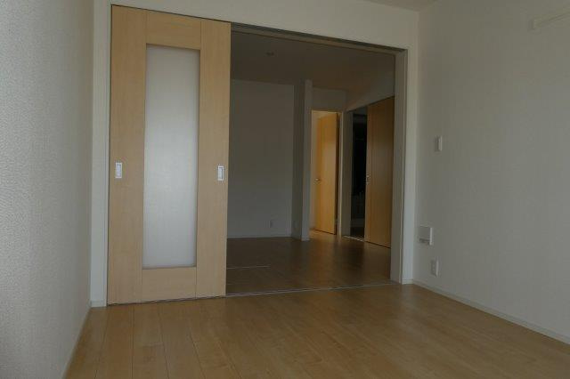 チェリーフレグランスの居間・リビング|洋室