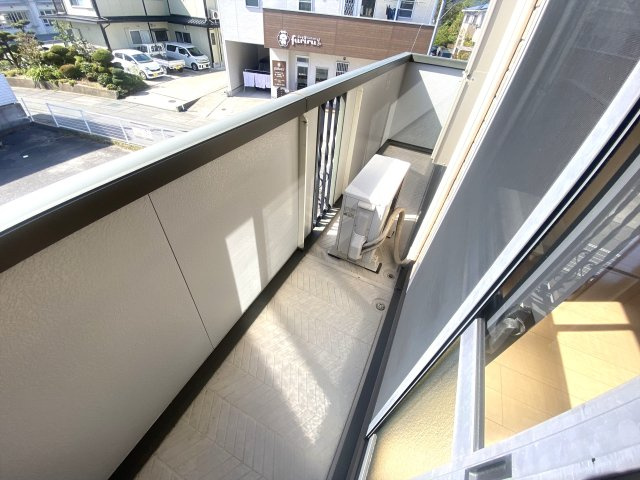 ジュネスⅣのバルコニー