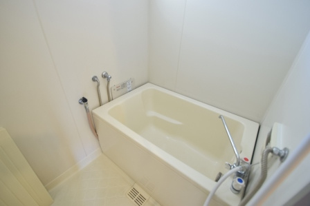 フジヴェール３番館の浴室|追い焚き機能付き