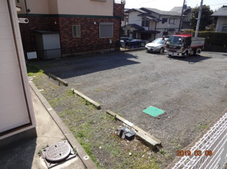 【駐車場】