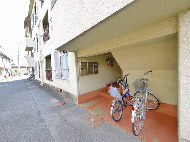 松本マンションのその他共用部分|自転車置き場