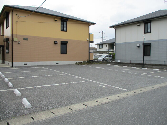 グリーンパークの駐車場