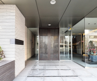 【エントランス】