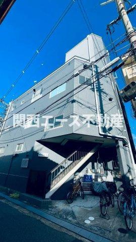 【エントランス】 | 本町ビル