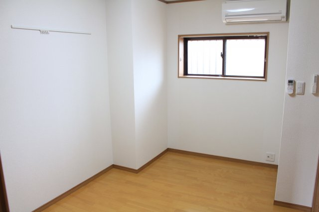 ぐらんしゅーる・Aの洋室