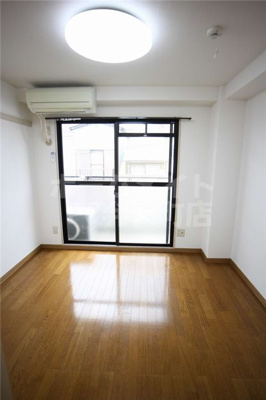 【居間・リビング】 | ハーモニー弁天 | 使いやすい居間です