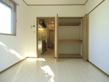 オプスマロニエの居間・リビング