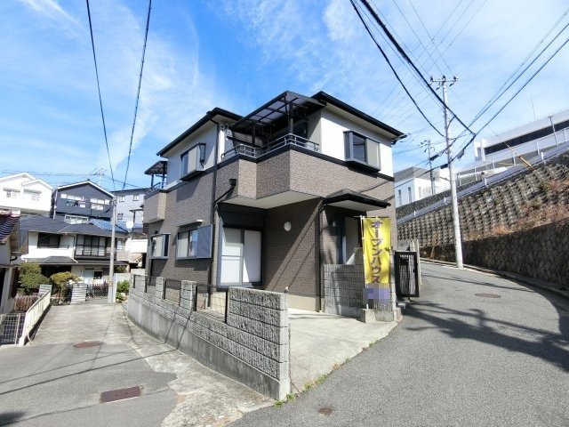 神戸市垂水区舞子台6丁目 中古戸建の外観|洒落た洋風の外観です