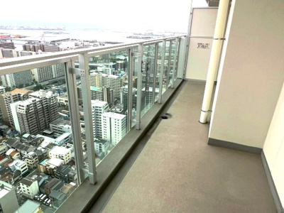 【バルコニー】 | シティタワー神戸三宮