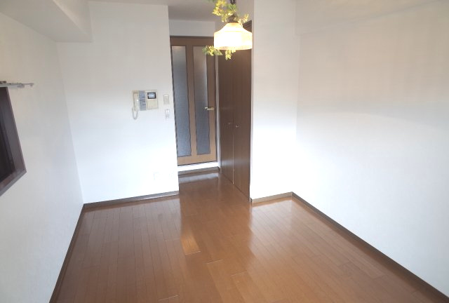 【洋室】 | ローテローゼ本山