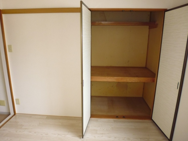 メゾン大津和の収納