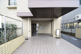 【エントランス】 | エントランス　オートロック完備