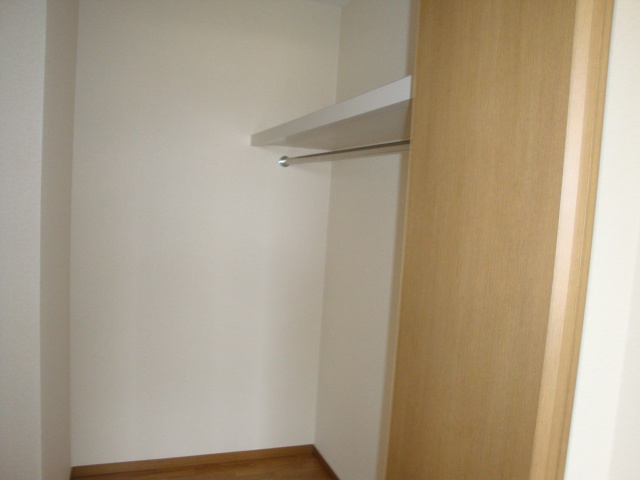 グリーンパレスⅠの収納|ウォークインクローゼット