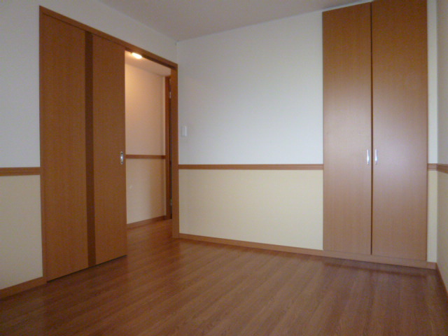 フレンドパーク・宙の寝室|洋室５.７帖