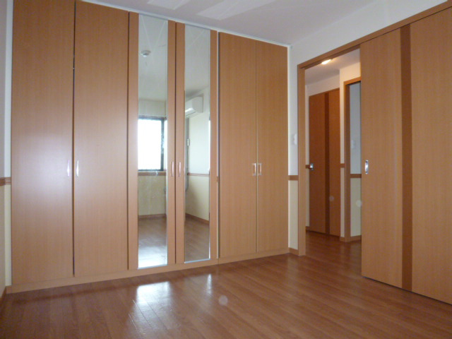 フレンドパーク・宙の洋室|洋室５.８帖