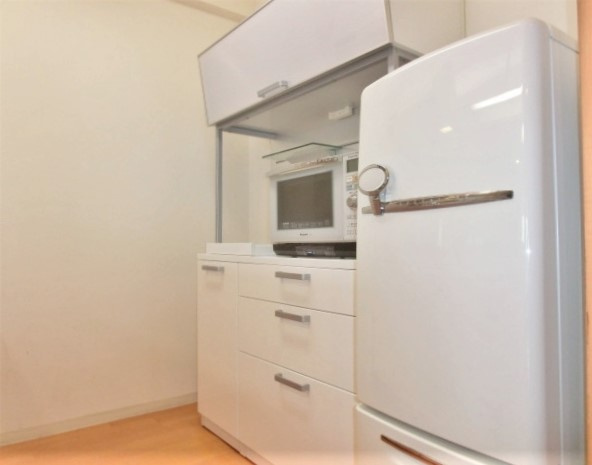 余暇を楽しむ絶好の場所！専用露天風呂付き♪３０を超える無料設備あり☆マリントピア天橋立１０号館のキッチン|冷蔵庫、電子レンジ