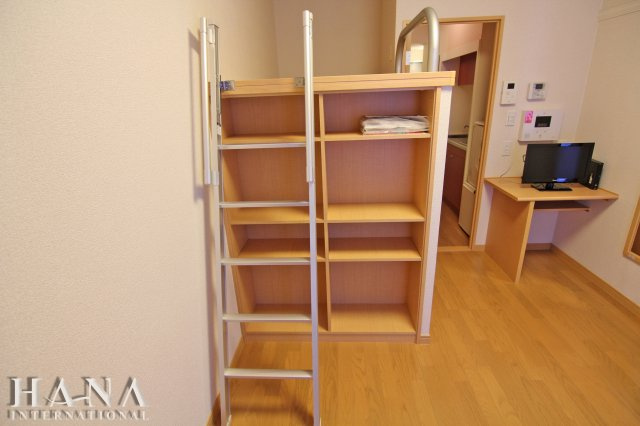 レオパレスハーバーサイドＥ棟の収納