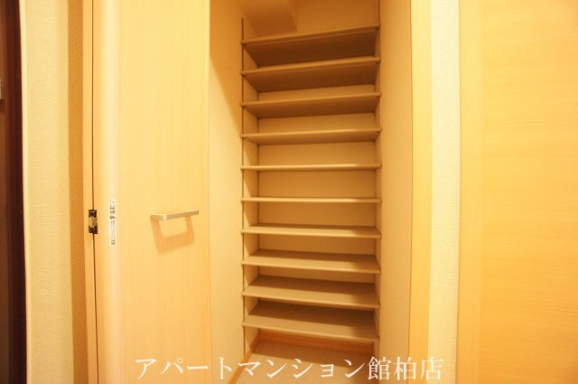 アビタシオン柏の葉の収納