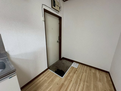 【玄関】 | 八木アパート
