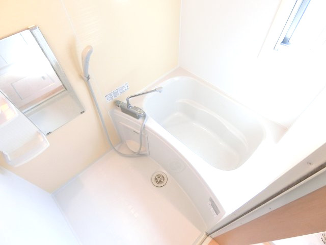 アスピリアヴィータ大美野の浴室|同物件別部屋イメージ写真