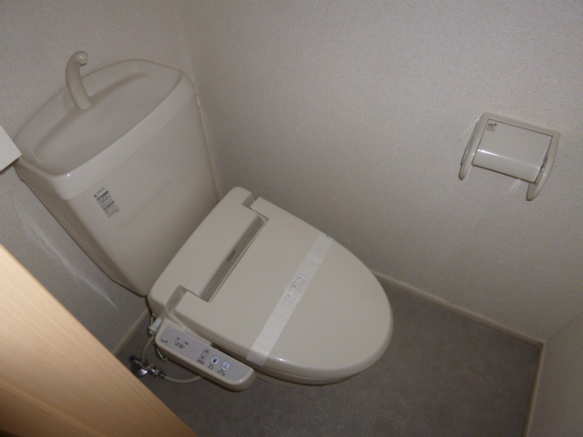 グレイスアベニューＢのトイレ|温水洗浄便座