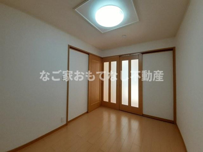 【洋室】 | グランドカーサ枇杷島