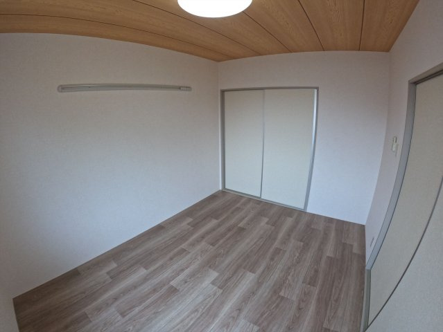【洋室】 | サンヴィーブルB