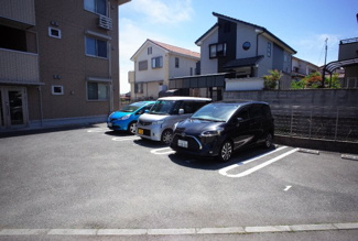 【駐車場】