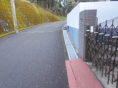 【前面道路含む現地写真】 | 高知市春野町平和