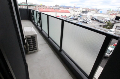 【バルコニー】 | ベンビレッジ平田