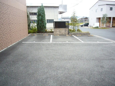 【駐車場】 | paulownia | 駐車スペースもあります