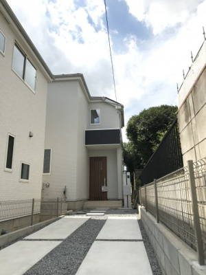 【外観】 | 現地見学会　上尾市泉台 新築分譲住宅全2棟 | 2号棟