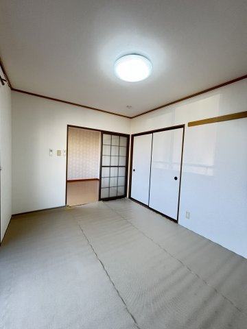 エスポワール三柳Ｂ棟の和室