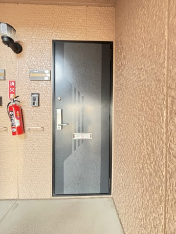 エスポワール三柳Ｂ棟の玄関