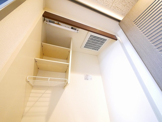 西本ビル（川原城町）の収納|ちょとした収納もあります