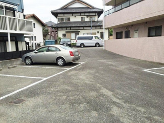 【駐車場】 | いつでも目の届く敷地内に駐車場があります♪お車をお持ちのファミリーさんにオススメです☆