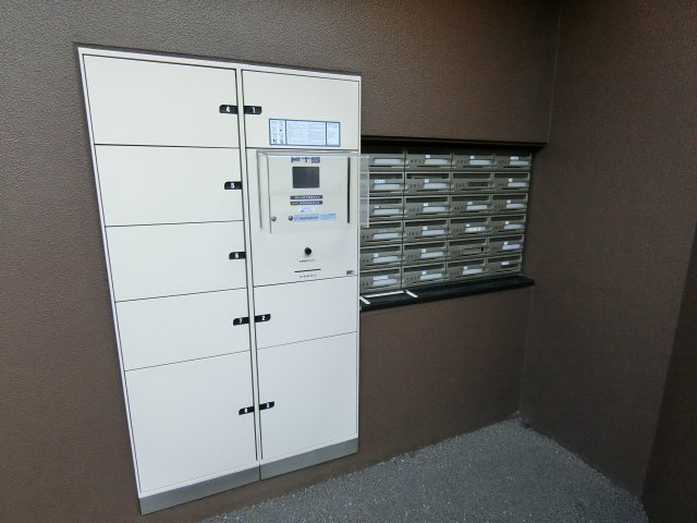 グルーブ五色山グランアリーナのその他共用部分|集合ポスト　宅配BOXがいいですね