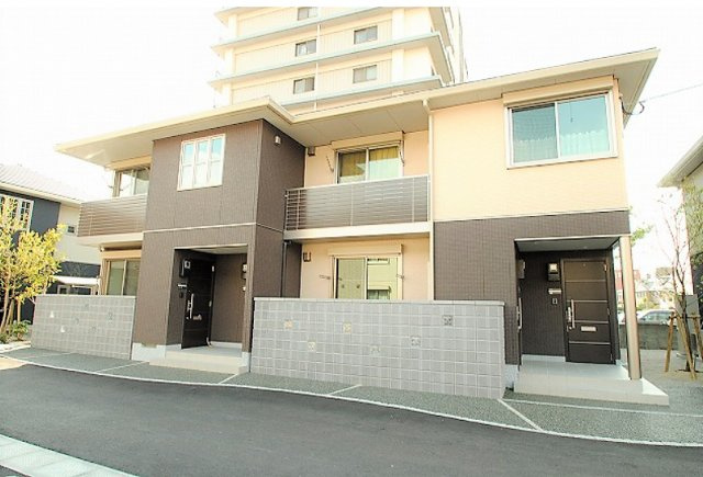 HEARTY’S ENT G棟の外観