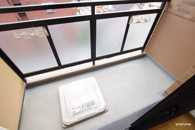 エステムコート新大阪　仲介手数料無料のバルコニー